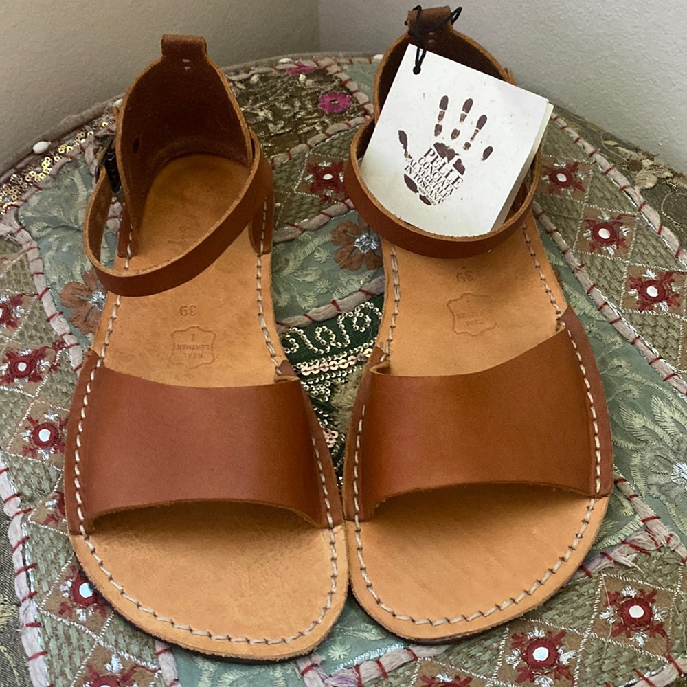 Crupon Barefoot Leather Sandals